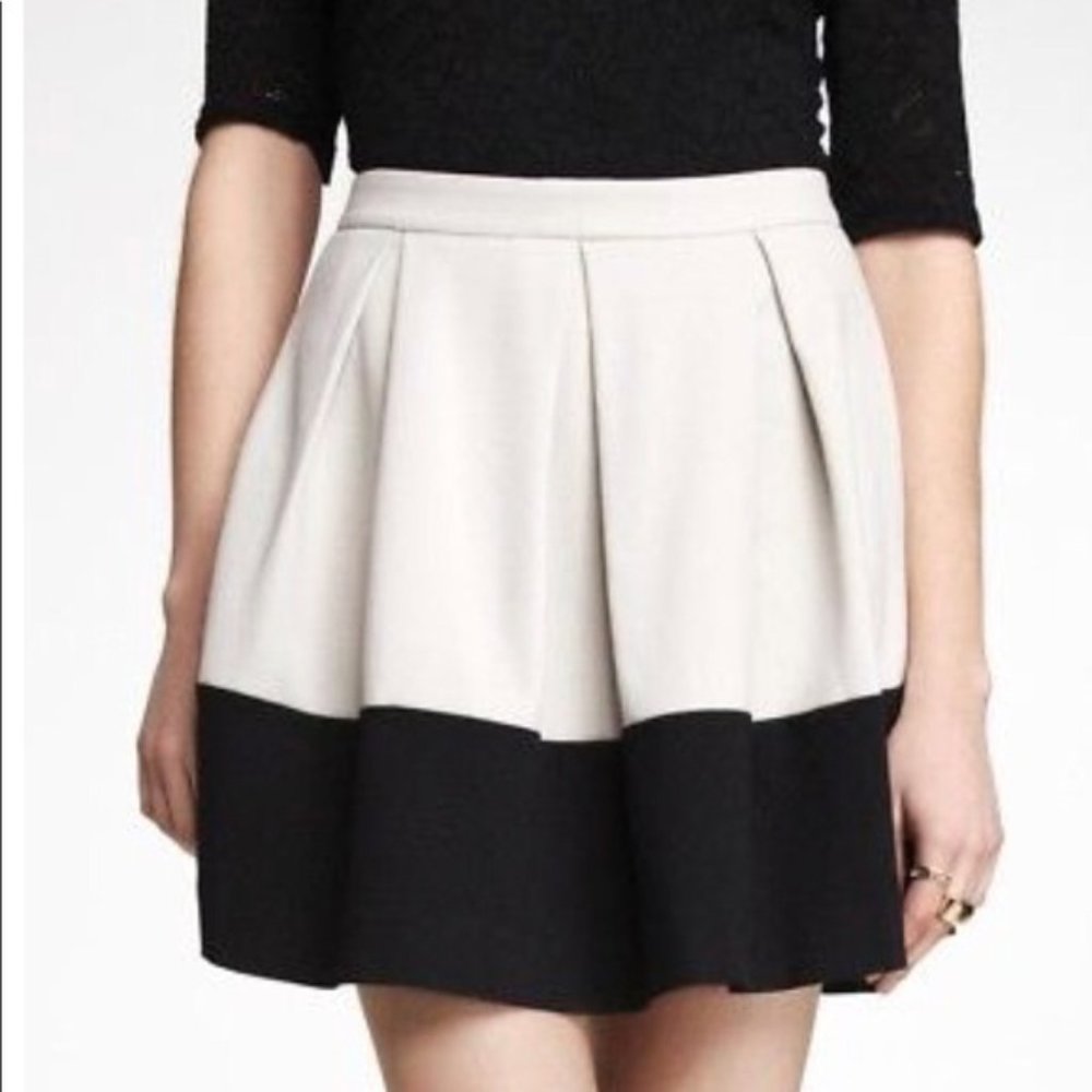 Express Flare skirt with beige & black color block